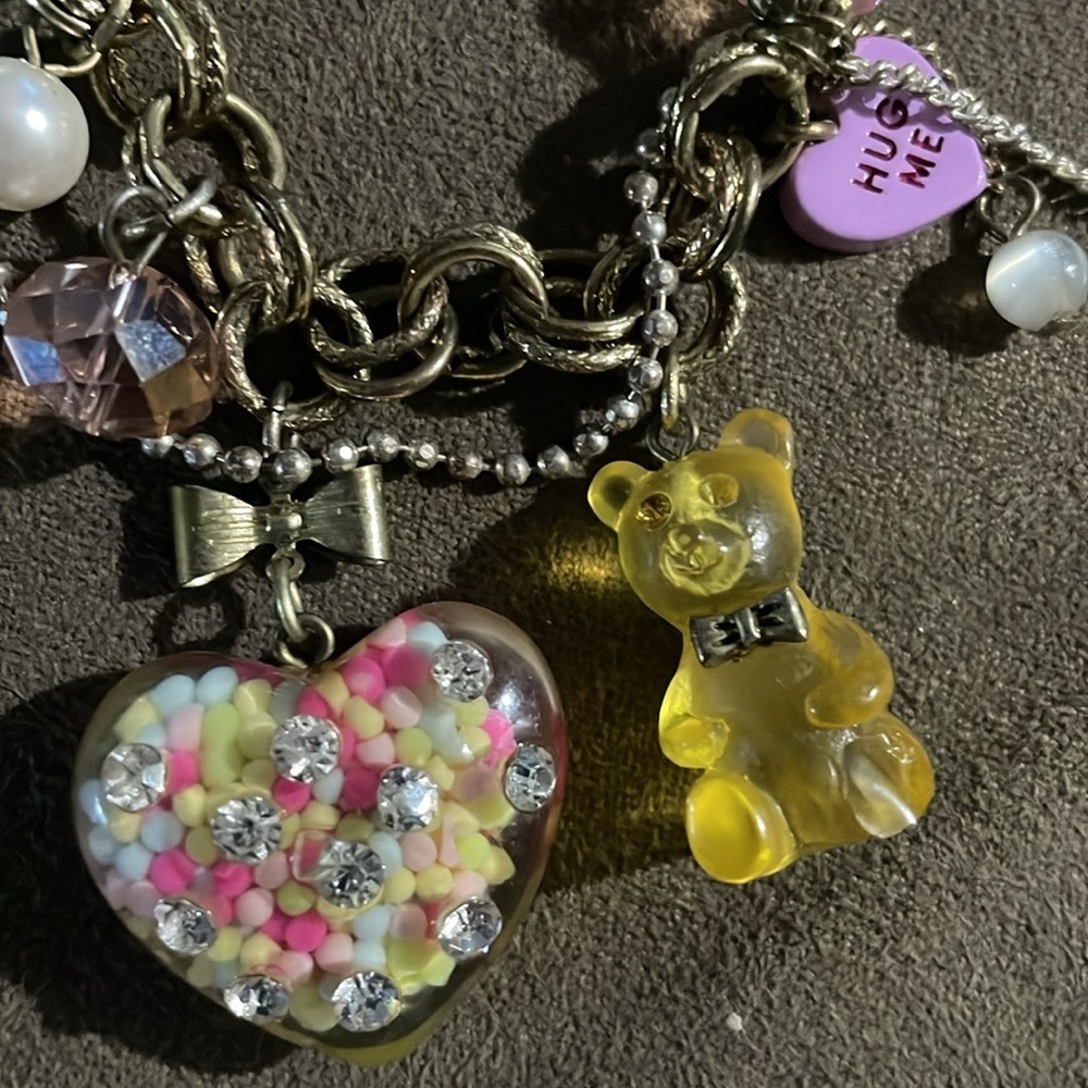 Vintage Betsy Johnson candy land gummie bear bracelet - Picture 3 of 5